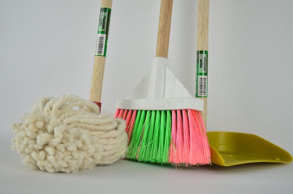 The Ultimate Checklist For Deep Cleaning Your House Before Moving